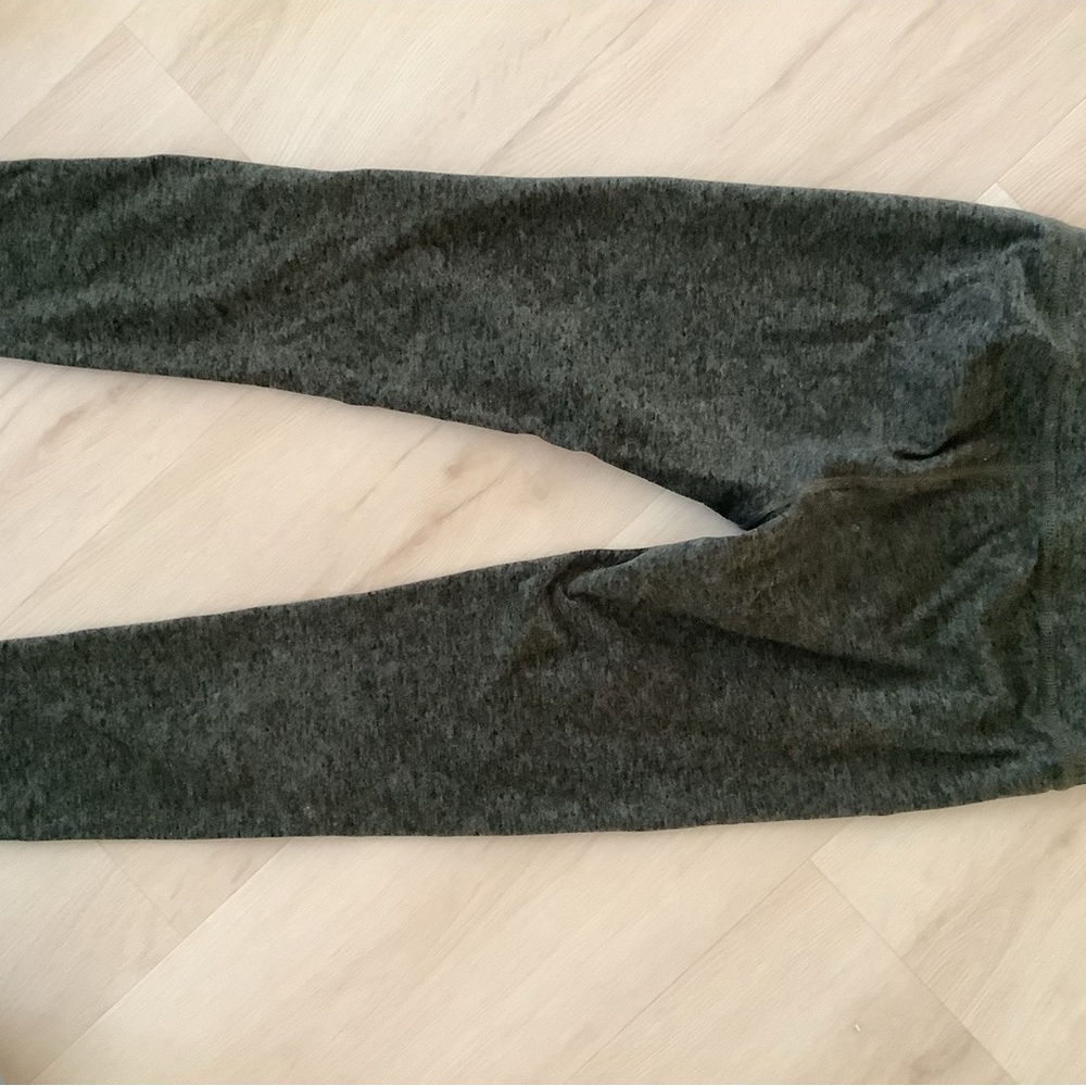 Beyond Yoga Gray Leggings